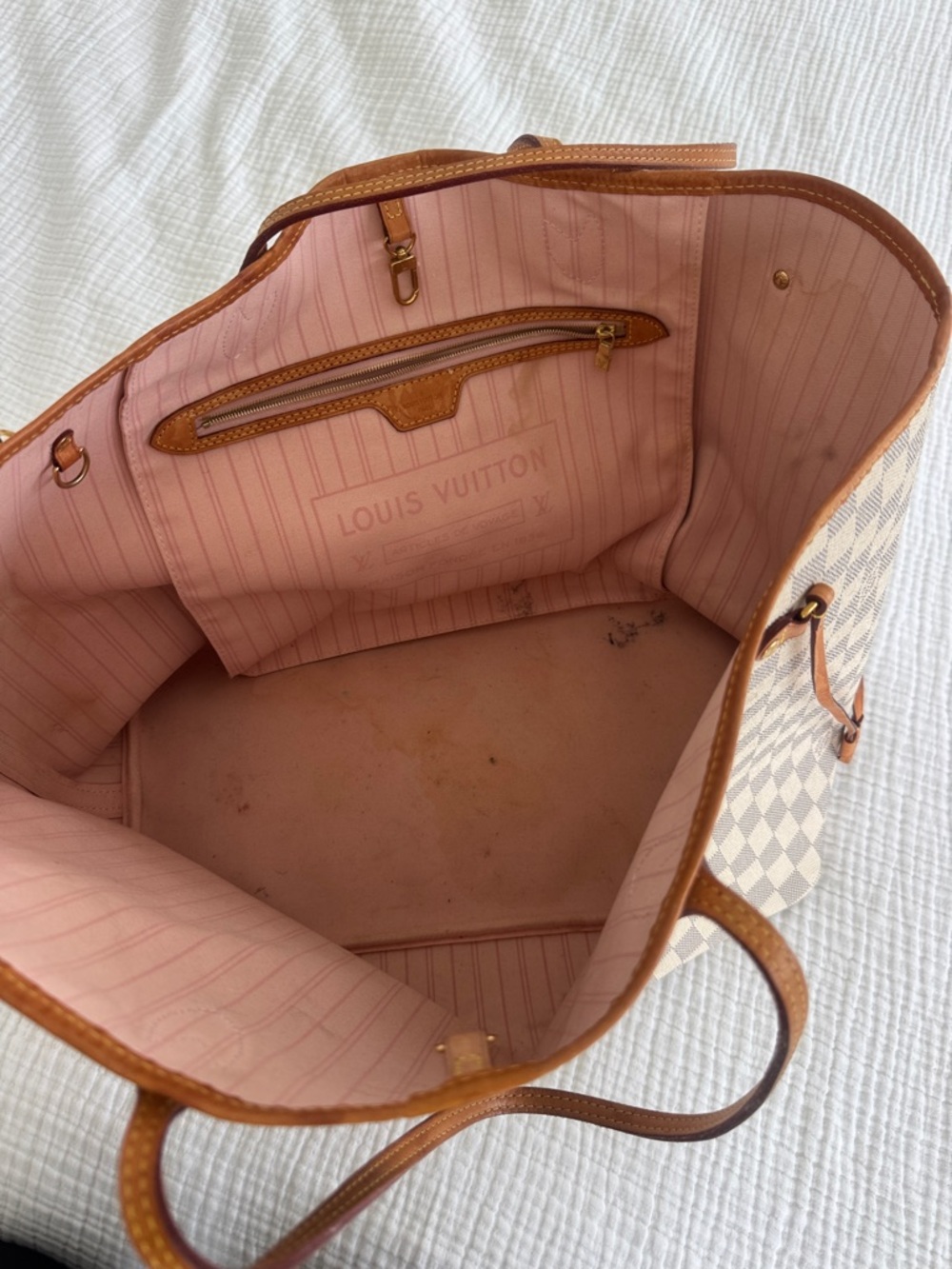 Large Louis Vuitton Neverfull with wallet included - Picture 2 of 8